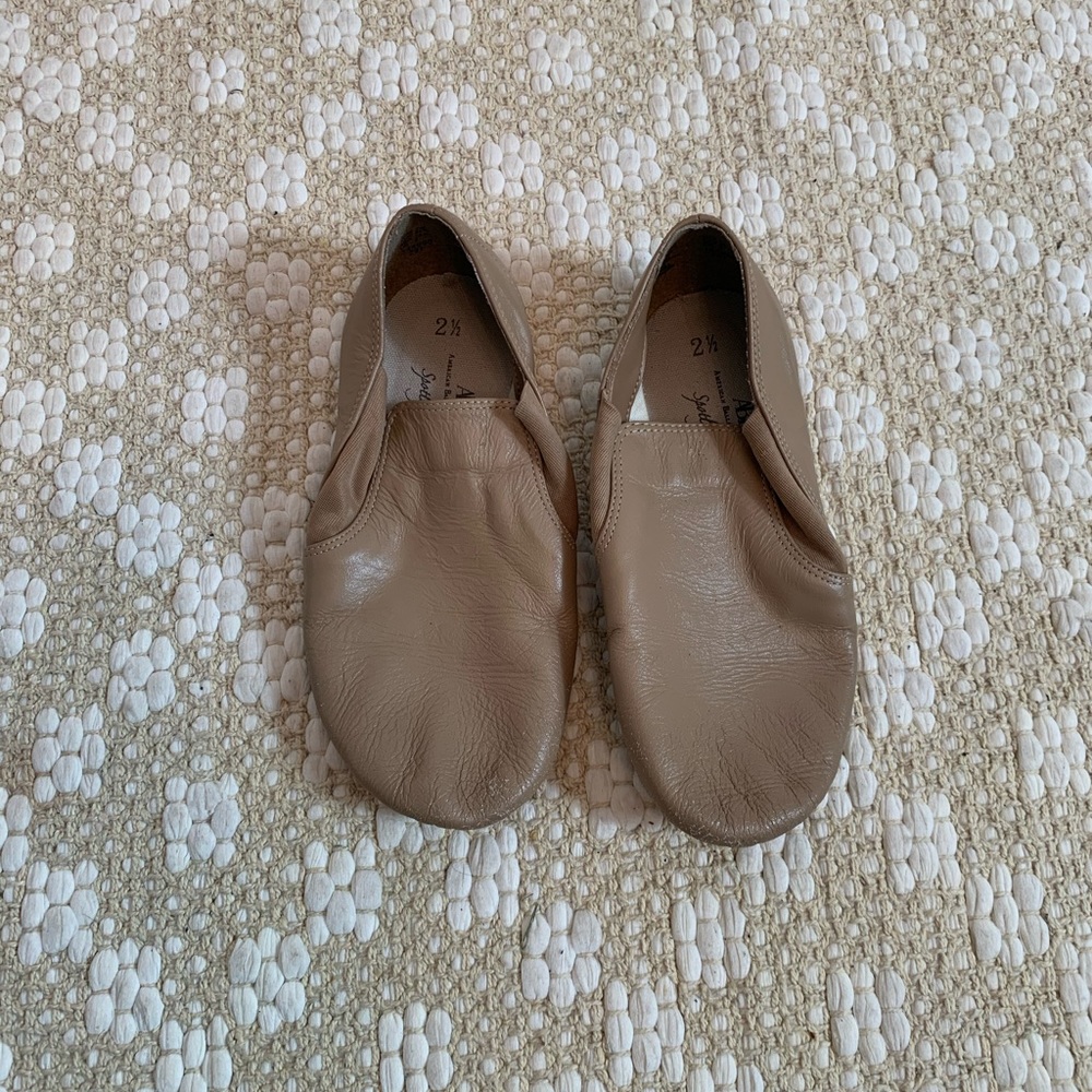 spotlight dance shoe for women